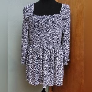 LAST CHANCE!!! NWT Torrid Floral Black And White Blouse 1X